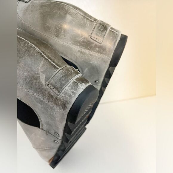 Sorel Lea Wedge Boots Joan of Arctic Chelsea Taupe Grey Tan and Black 8.5 - Picture 8 of 15